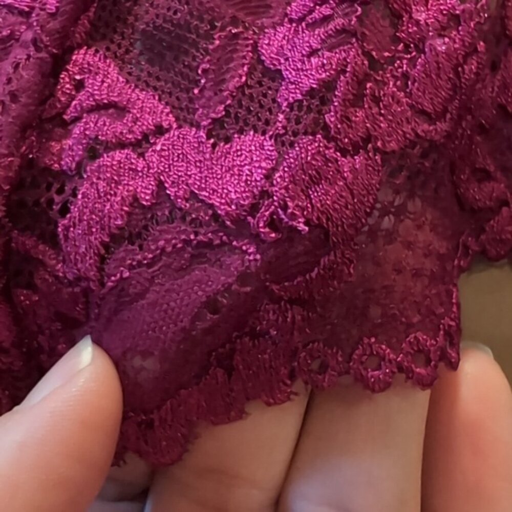 Le Chateau Fuchsia Lace Top - Picture 10 of 14